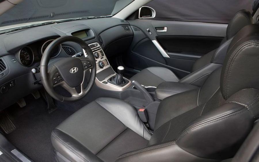  Hyundai Genesis Coupe 2008 года  (фото 6 из 35)